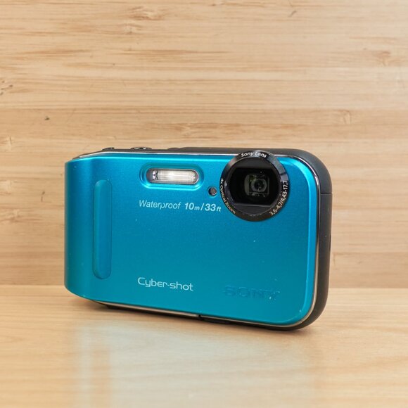 Sony Cyber-shot DSC-TF1 16.1MP Digital Camera, 4x Optical Zoom - Picture 2 of 11